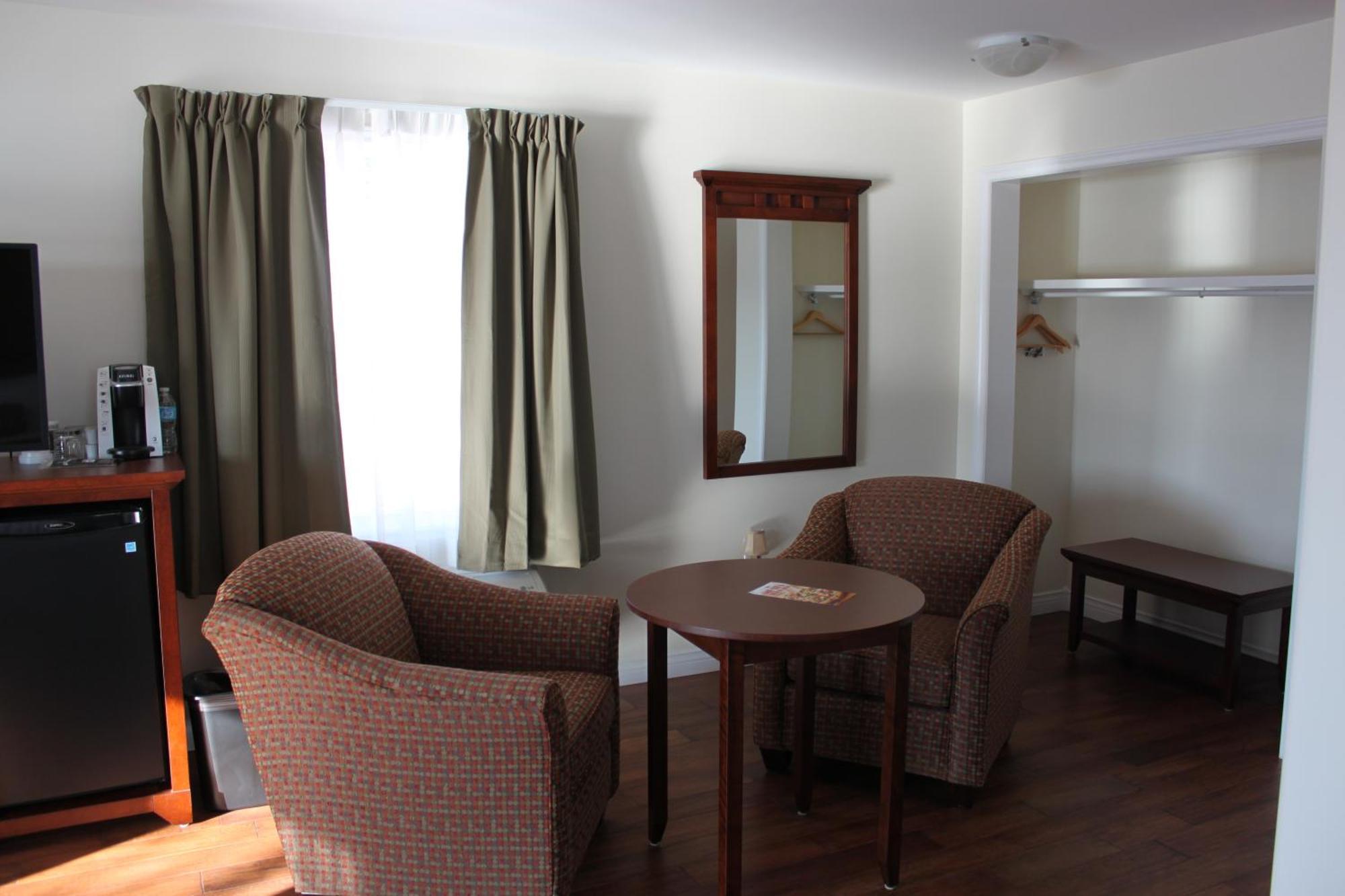 Lanes Riverhouse Inn & Cottages Montague Δωμάτιο φωτογραφία