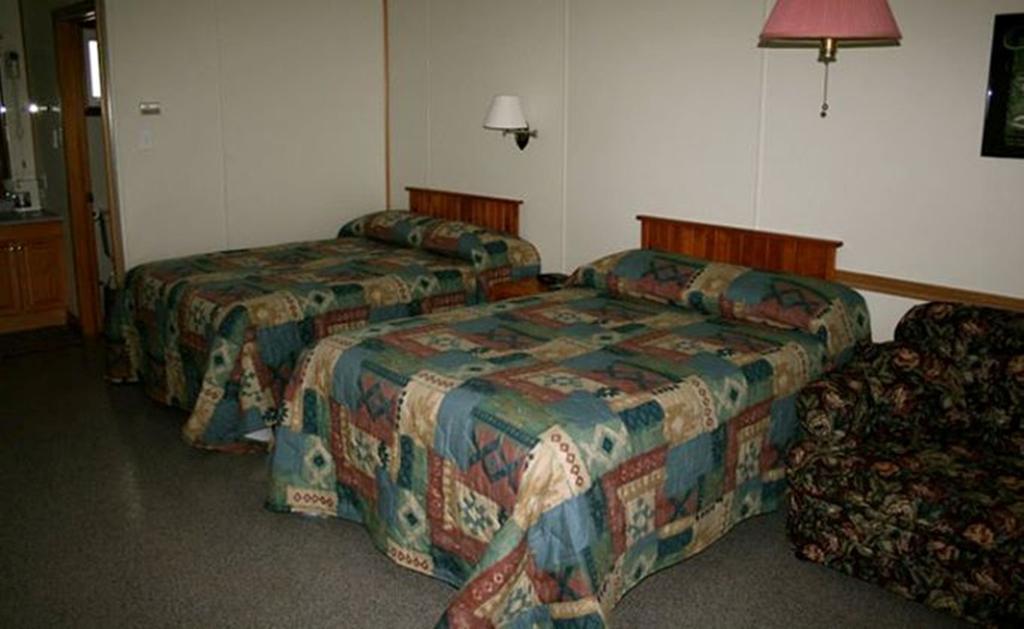Lanes Riverhouse Inn & Cottages Montague Δωμάτιο φωτογραφία